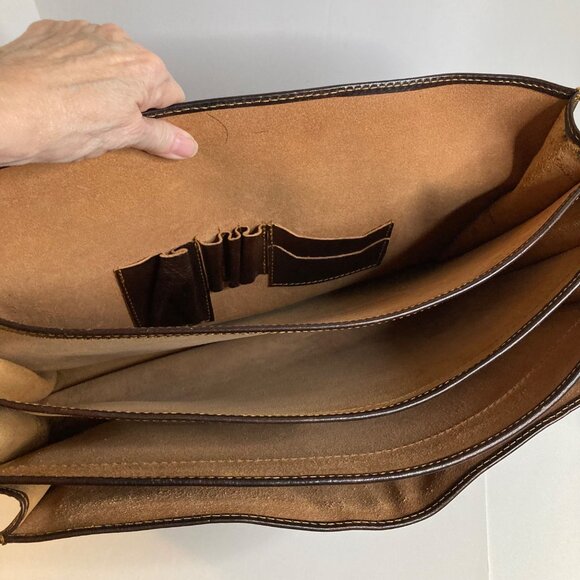 Mens Vintage Italian Leather Briefcase Attache Case Dark Brown 13 x17" Flaw - Picture 11 of 11